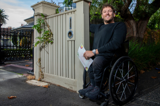 Dylan Alcott celebrate local community spirit